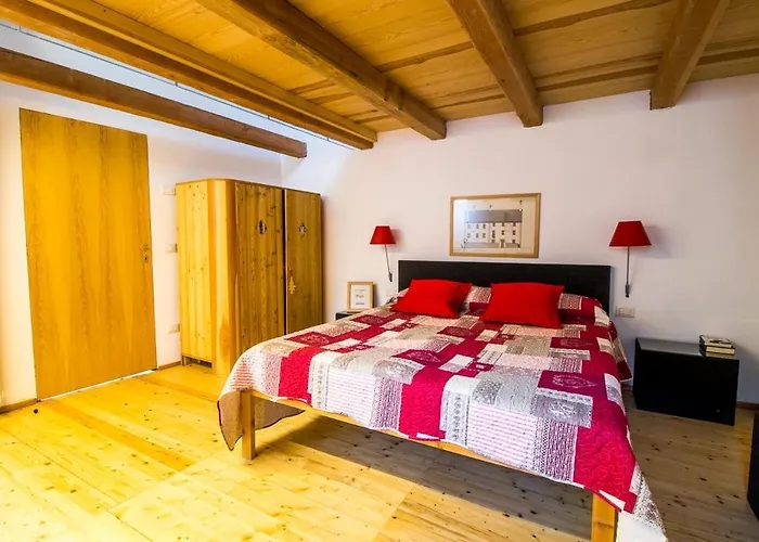 Bar Rudi Pensión 3*